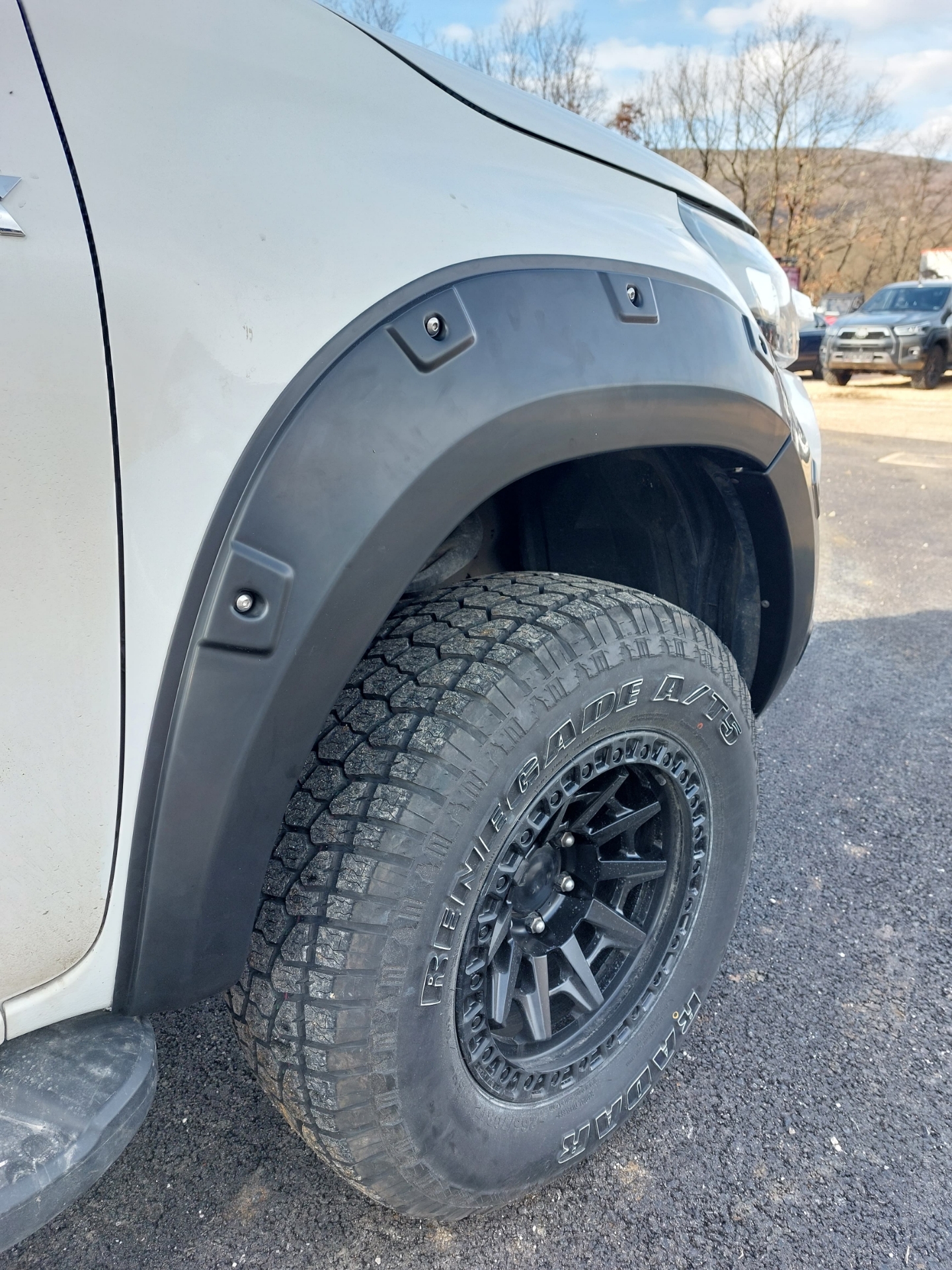 Slika  PVC Rubnik blatobrana Toyota Hilux 2020+